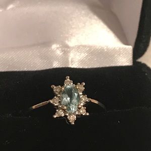 10 KT Gold Band, Aquamarine and Diamonds Ring